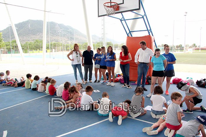 diaridigital.es-visita-escola-estiu-6