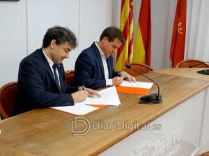 firma-conveni-turisme-1-diaridigital.es