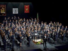 Mano a mano de los bandas centenarias de Xàtiva