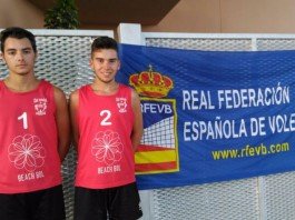 Jaume Miñana y Borja Reyes representan al Xàtiva Voleibol en el Nacional Sub19 de voley-playa