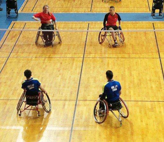 Thomas del CBX alcanza los octavos de final en el FZ Forza Irish Para-Badminton International