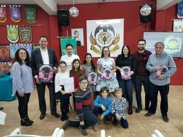 La Falla Benlloch de Xàtiva presenta el seu Llibret explicatiu “Conte veu de contar”