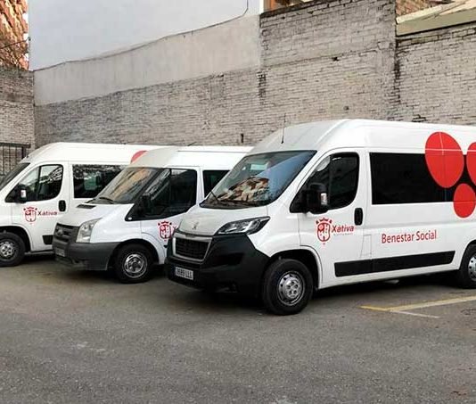 El Centre de Dia Pérez Bruschetti compta amb una segona furgoneta adaptada