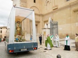 Xàtiva recibe la visita de la imagen peregrina de la Virgen