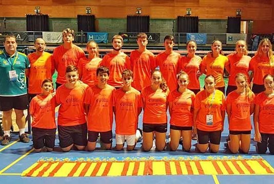 Xàtiva acoge la 3ª Concentración de la Federación de Bádminton de la Comunidad Valenciana