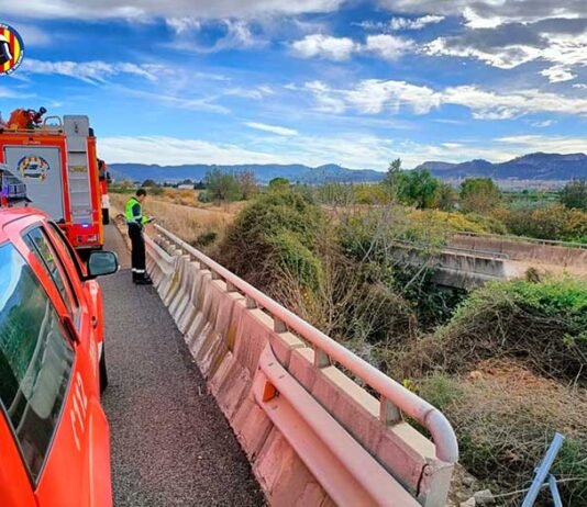 Mañana trágica en la Font de la Figuera: un muerto y un herido en dos accidentes