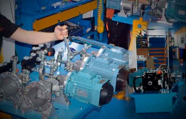 Claus fonamentals per a una filtració eficient en hidràulica industrial