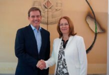 Xàtiva i Kazanlak s’uneixen en un agermanament històric amb gust de Fira i aroma a rosa