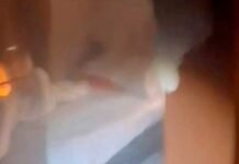 Un agent de la Policia Local de l’Alcúdia de Crespins rescata a dues persones d’un incendi