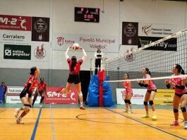 El voleibol Xàtiva femení frega la victòria davant el CV Rivas i suma un punt