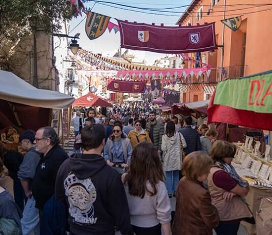 “Ontinyent Medieval” atrau milers de veïns i visitants al centre històric de la ciutat