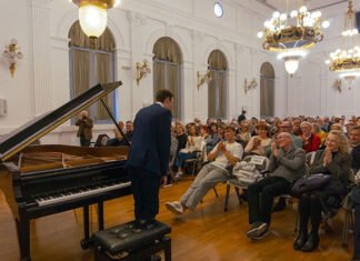 Ferran López Carrasquer va esprémer Chopin