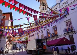 Ontinyent viatja al passat: tot a punt per a l’obertura del Mercat Medieval aquest divendres