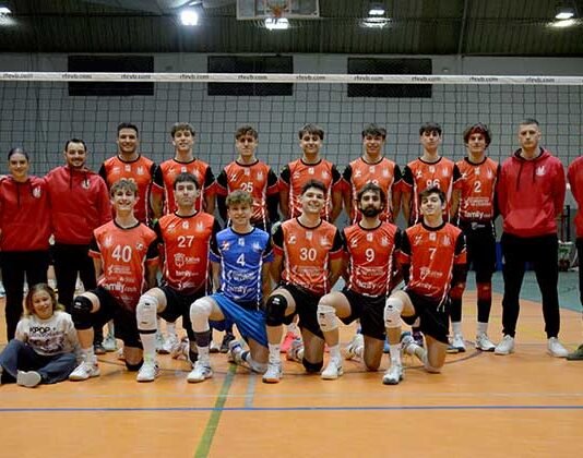 El Xàtiva Voleibol imposa la seua llei: victòria impecable davant el CV Parla (3-0)