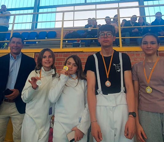 Èxit rotund del Club d’Esgrima Xàtiva a Castelló: Un cap de setmana de medalles i talent
