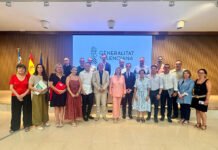 Educació pacta amb sindicats i patronals millores laborals i més recursos per a la concertada