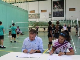 La Fundació Caixa Ontinyent renova el seu compromís amb el Club Voleibol Ontinyent per a dos temporades