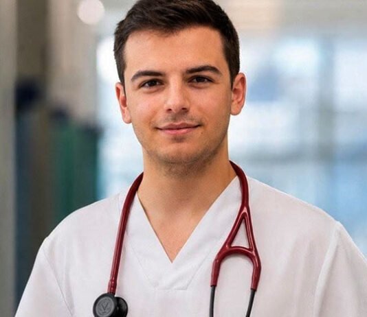 L’excel·lència acadèmica d’Arnau López Guitart corona la Llosa de Ranes en l’àmbit de la Medicina