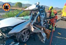 Excarcelen una dona en una col·lisió entre un cotxe i un camió a l’A-7 a Aielo de Malferit