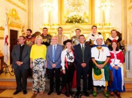 Ontinyent viu un intens cap de setmana d’actes religiosos dins les festes de Moros i Cristians