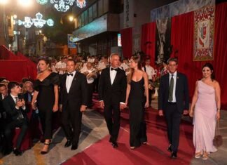 Ontinyent enceta la Setmana Gran de Moros i Cristians amb un emotiu Esmorzar de la Llàgrima