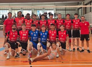 El voleibol de Xàtiva brilla en la Copa: el masculí vola a semifinals i el femení deixa grans sensacions