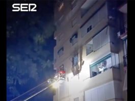 Focs d’artifici d’una falla provoquen un conat d’incendi en un edifici de Xàtiva