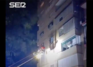 Focs d’artifici d’una falla provoquen un conat d’incendi en un edifici de Xàtiva