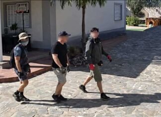 Tres encaputxats s’introdueixen en un xalet de Bixquert a plena llum del dia