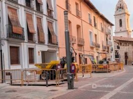 Comencen els treballs de modernització de la xarxa d’aigua al carrer Sant Domènec de Xàtiva