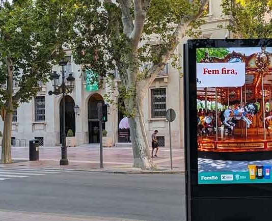 Llum que enlluerna, comerç que s’apaga: què volem per als carrers de Xàtiva?