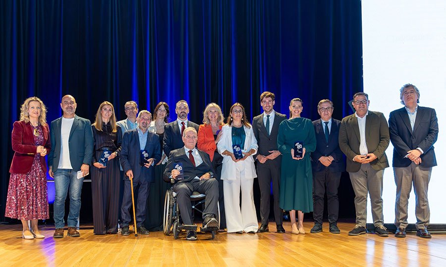 mitjans_gala_3_premiats_autoritats